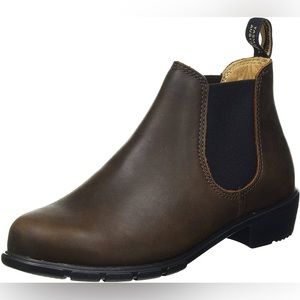 Blundstone - Poshmark